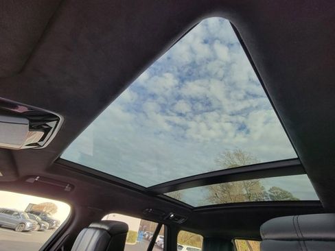 Used 2021 Land Rover Range Rover Westminster Edition image 42