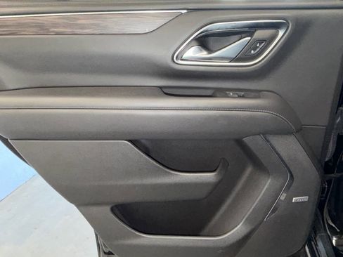 Used 2022 Chevrolet Tahoe LT w/ Luxury Package image 29