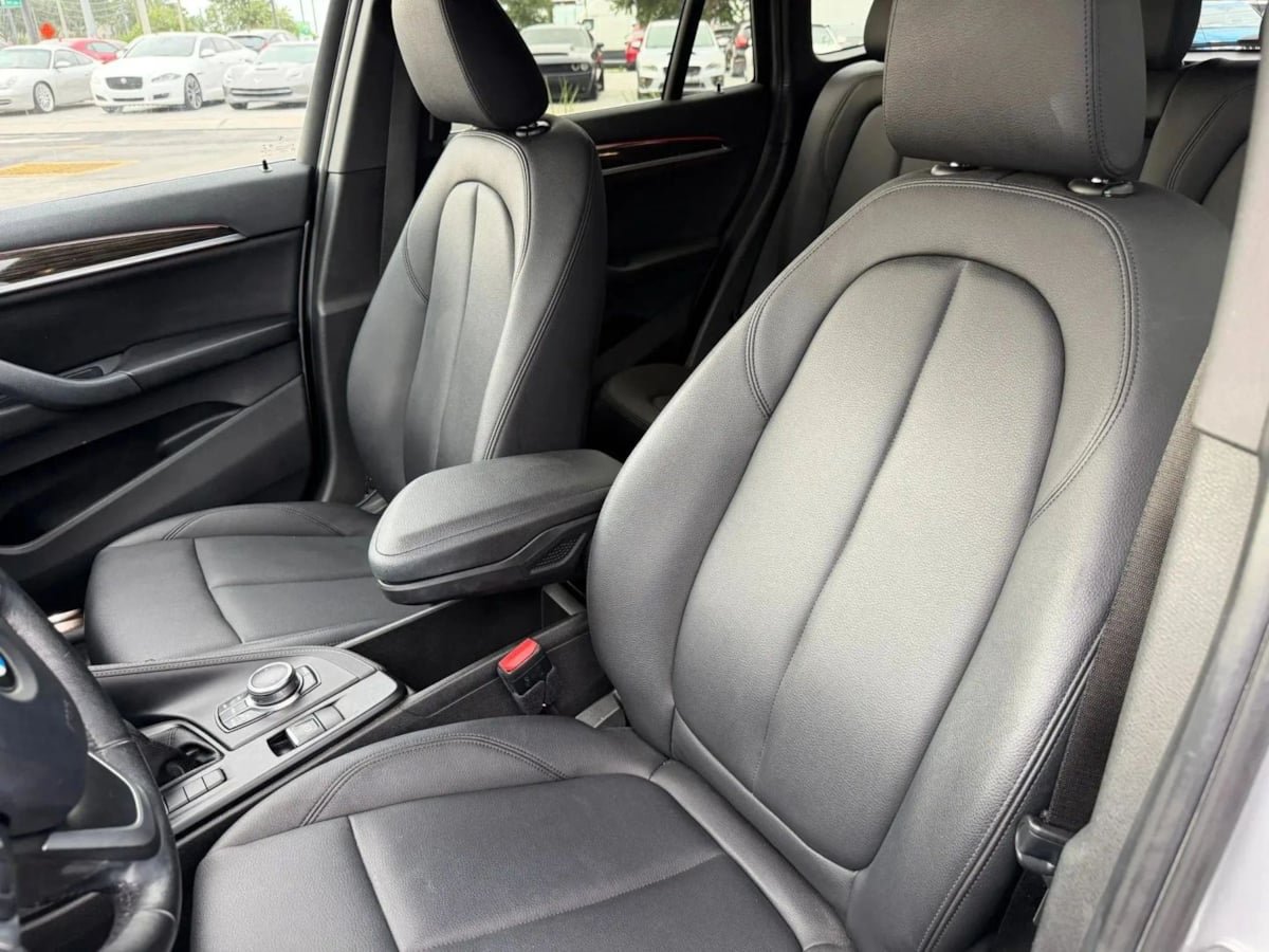 Used 2018 BMW X1 sDrive28i w/ Convenience Package FWD image 10