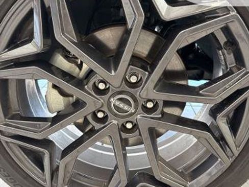 Certified 2025 Nissan Kicks SR image 12