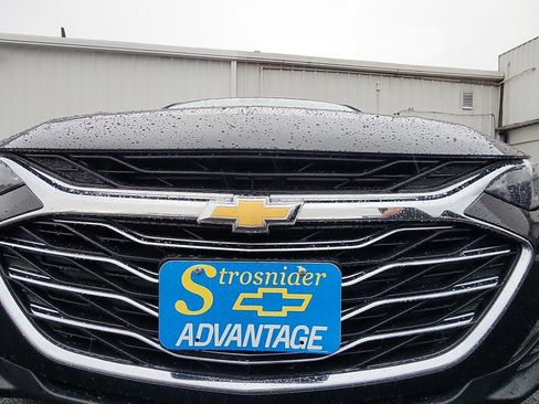Used 2023 Chevrolet Malibu LT image 14