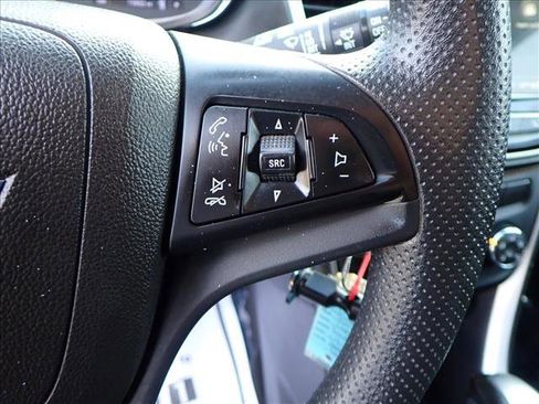 Used 2019 Chevrolet Trax LT image 15