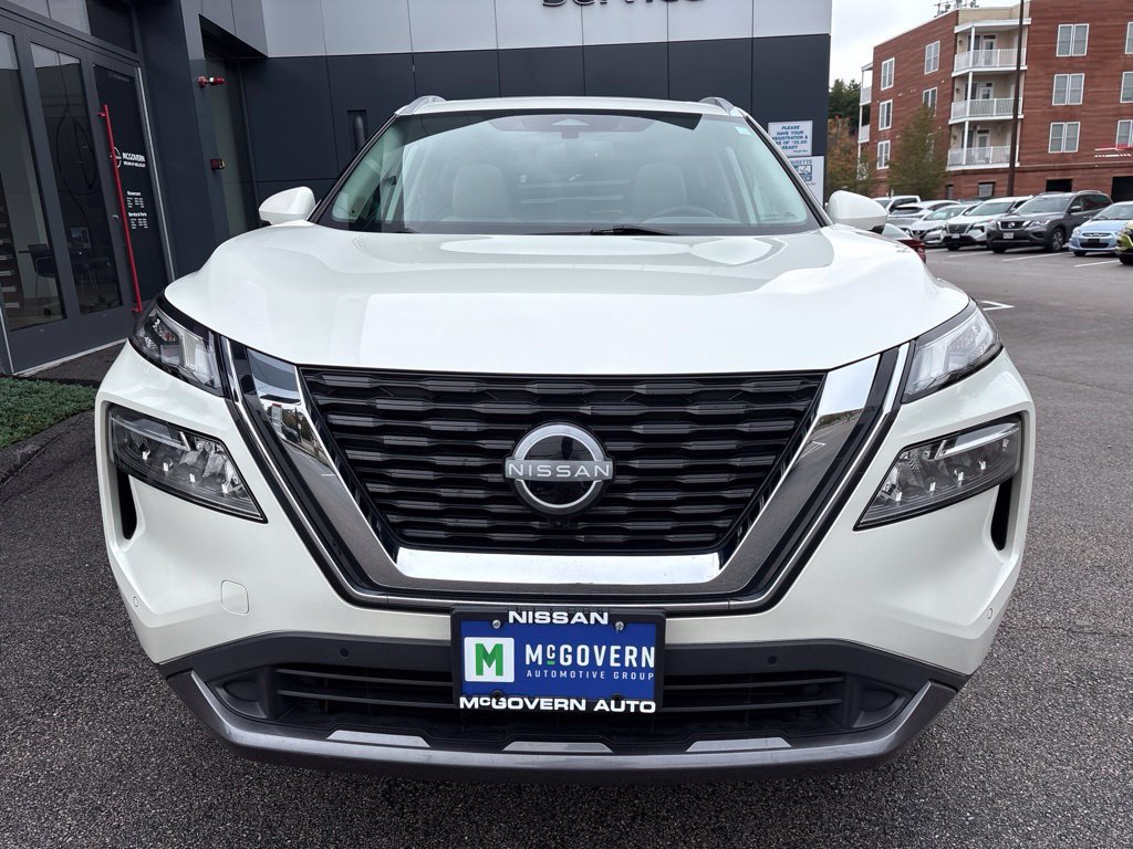 Certified 2023 Nissan Rogue SL w/ SL Premium Package AWD/4WD image 3