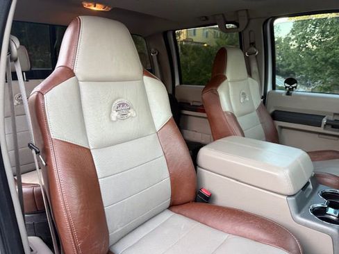 Used 2009 Ford F350 Cabela's image 7
