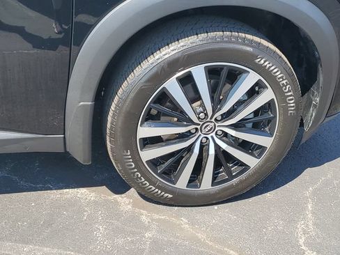 Certified 2025 Nissan Pathfinder Platinum AWD/4WD image 6