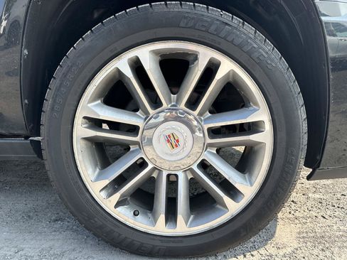 Used 2013 Cadillac Escalade Premium AWD/4WD image 10
