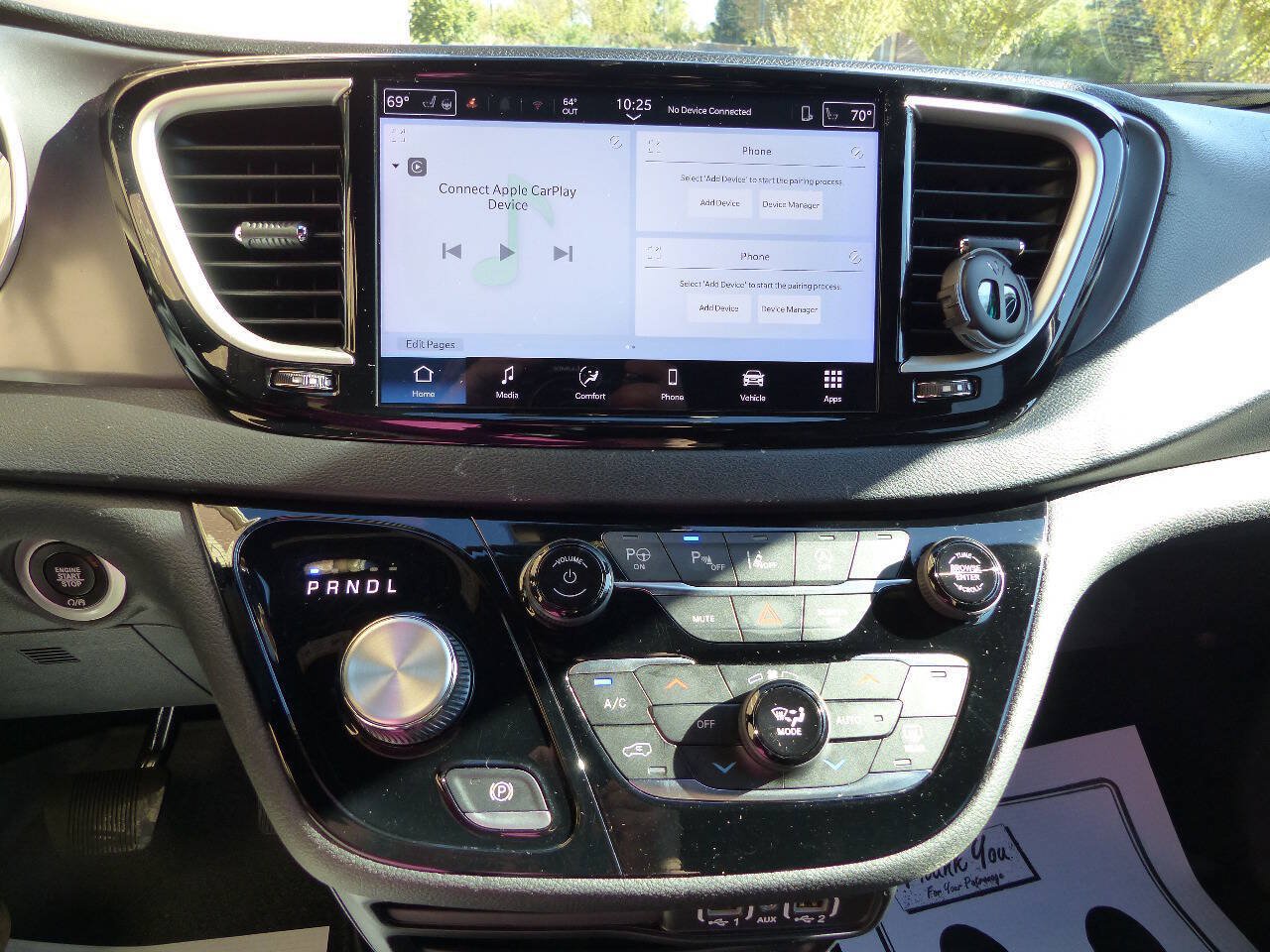 Used 2025 Chrysler Pacifica Select FWD image 52