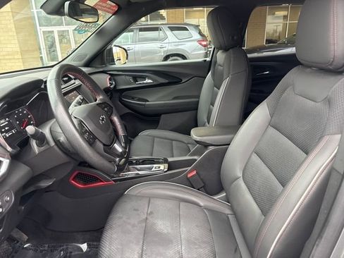 Used 2023 Chevrolet TrailBlazer RS image 8