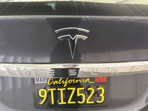 Used 2017 Tesla Model X 75D AWD/4WD image 11