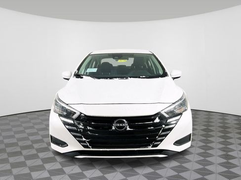 New 2025 Nissan Versa SV w/ Trunk Package FWD image 25