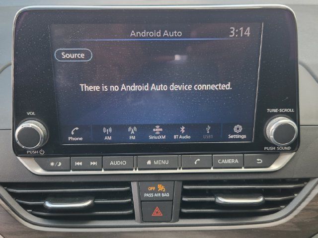 Used 2024 Nissan Altima 2.5 SV FWD image 15