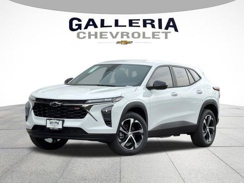 New 2026 Chevrolet Trax RS FWD image 1