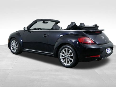 Used 2018 Volkswagen Beetle 2.0T SE image 7