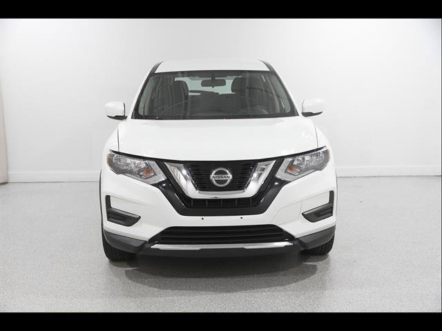 Used 2018 Nissan Rogue S AWD/4WD image 2