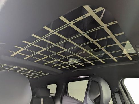 Used 2023 Fisker Ocean One image 30