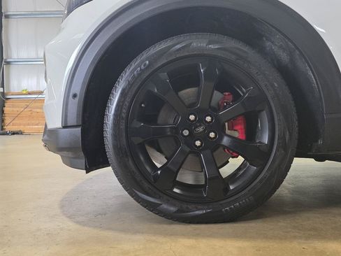 Used 2020 Ford Explorer ST w/ ST Street Pack AWD/4WD image 9