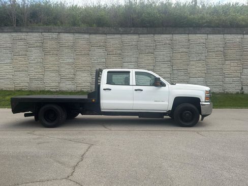 Used 2016 Chevrolet Silverado 3500 W/T w/ WT Convenience Package AWD/4WD image 8