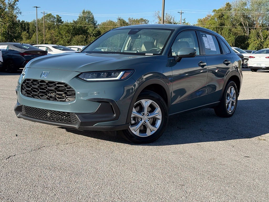 Used 2025 Honda HR-V LX image 3