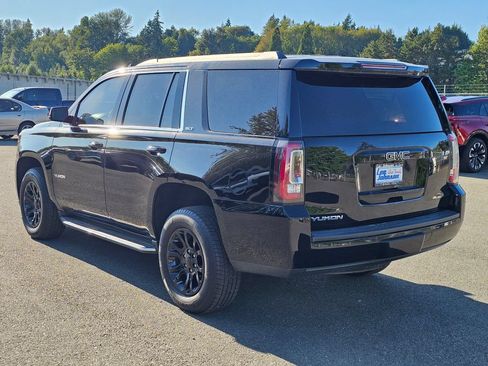 Used 2018 GMC Yukon SLT AWD/4WD image 7