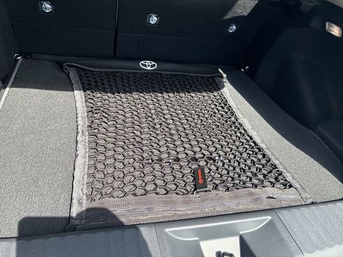 New 2026 Toyota Prius XLE FWD image 38