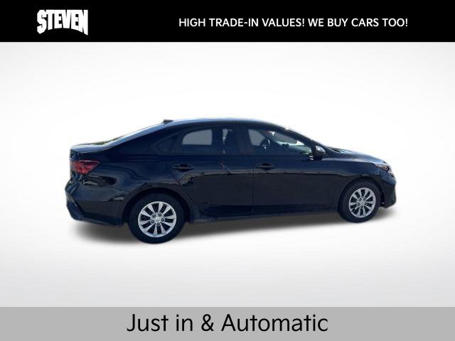Used 2024 Kia Forte LX FWD image 3