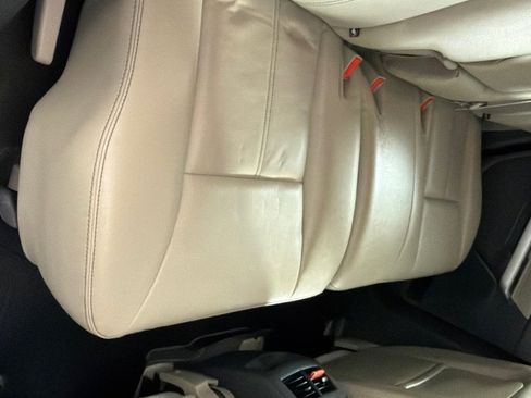 Used 2014 Ford Edge SEL w/ Equipment Group 204A AWD/4WD image 19