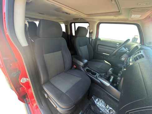 Used 2007 HUMMER H3 w/ Chrome Appearance Package AWD/4WD image 16
