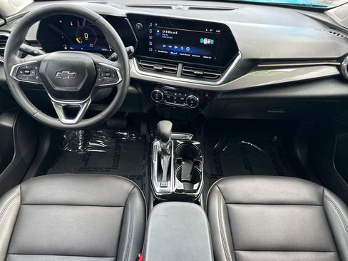 Used 2025 Chevrolet Trax ACTIV w/ Driver Confidence Package image 10