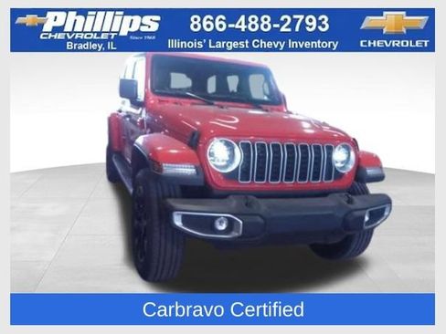Used 2025 Jeep Wrangler Unlimited Sahara AWD/4WD image 1