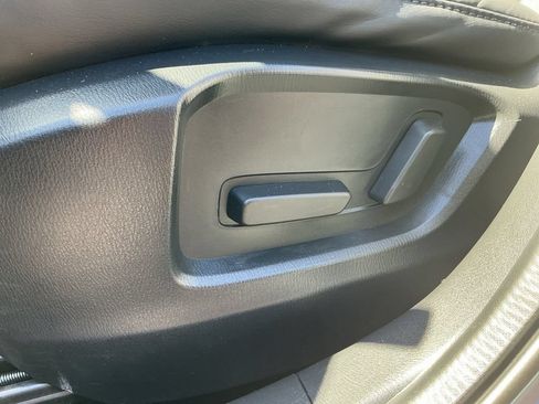 Used 2019 MAZDA CX-5 Touring FWD image 16