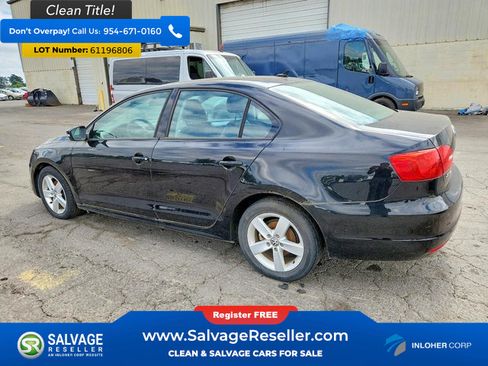 Used 2012 Volkswagen Jetta TDI FWD image 3