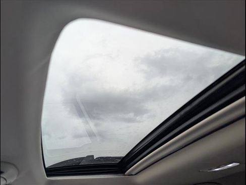 Used 2023 Subaru Outback Limited image 13