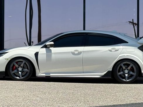 Used 2021 Honda Civic Type R image 5
