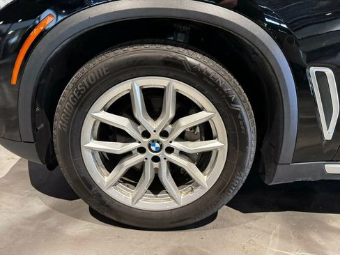 Used 2020 BMW X5 xDrive40i w/ Premium Package AWD/4WD image 29