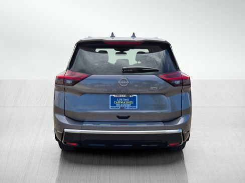 Used 2026 Nissan Rogue Platinum w/ Tech Package AWD/4WD image 5