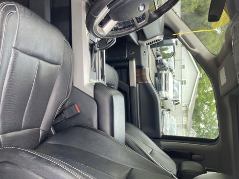 Certified 2019 Ford F150 Lariat w/ Equipment Group 502A Luxury AWD/4WD image 2