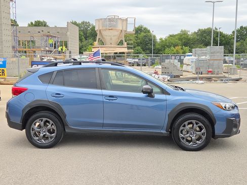 Used 2021 Subaru Crosstrek 2.5i Sport w/ Moonroof Package AWD/4WD image 2