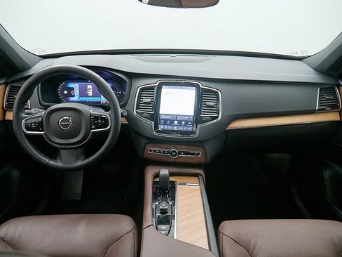 Certified 2023 Volvo XC90 T8 Plus w/ Protection Package AWD/4WD image 25
