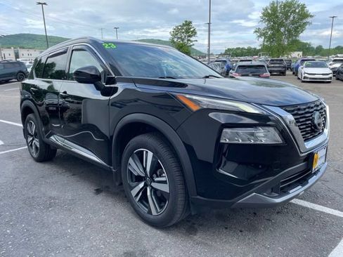 Used 2023 Nissan Rogue SL AWD/4WD image 6