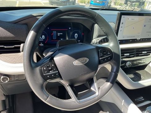 Used 2025 Ford Explorer Platinum w/ Ultimate Package AWD/4WD image 15