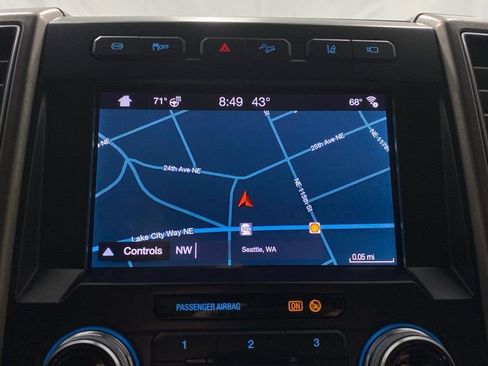 Used 2019 Ford F350 Limited image 34