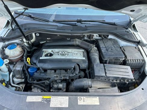 Used 2016 Volkswagen CC R-Line FWD image 19