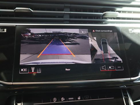 Used 2026 Audi Q7 3.0T Premium Plus image 16