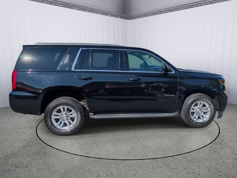 Used 2017 Chevrolet Tahoe LT AWD/4WD image 2