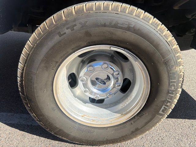 Used 2024 Ford F350 XL AWD/4WD image 12