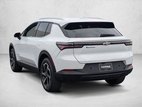 New 2026 Chevrolet Equinox EV LT image 9