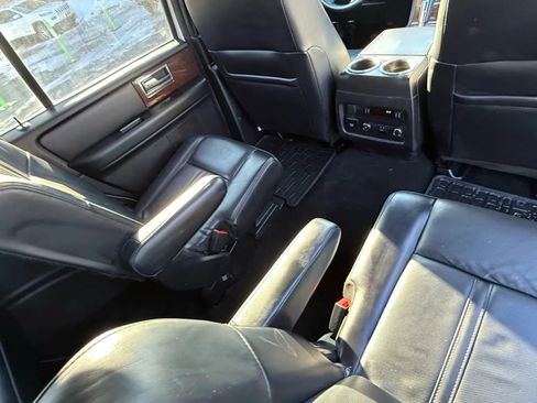 Used 2017 Lincoln Navigator Select image 36