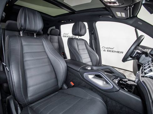 Used 2026 Mercedes-Benz GLS 580 4MATIC image 20