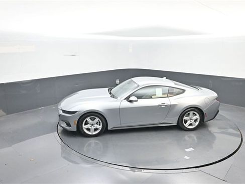 New 2026 Ford Mustang Premium image 22