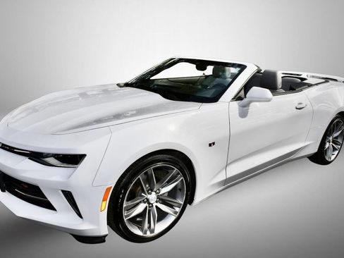 Used 2016 Chevrolet Camaro LT w/ RS Package image 12